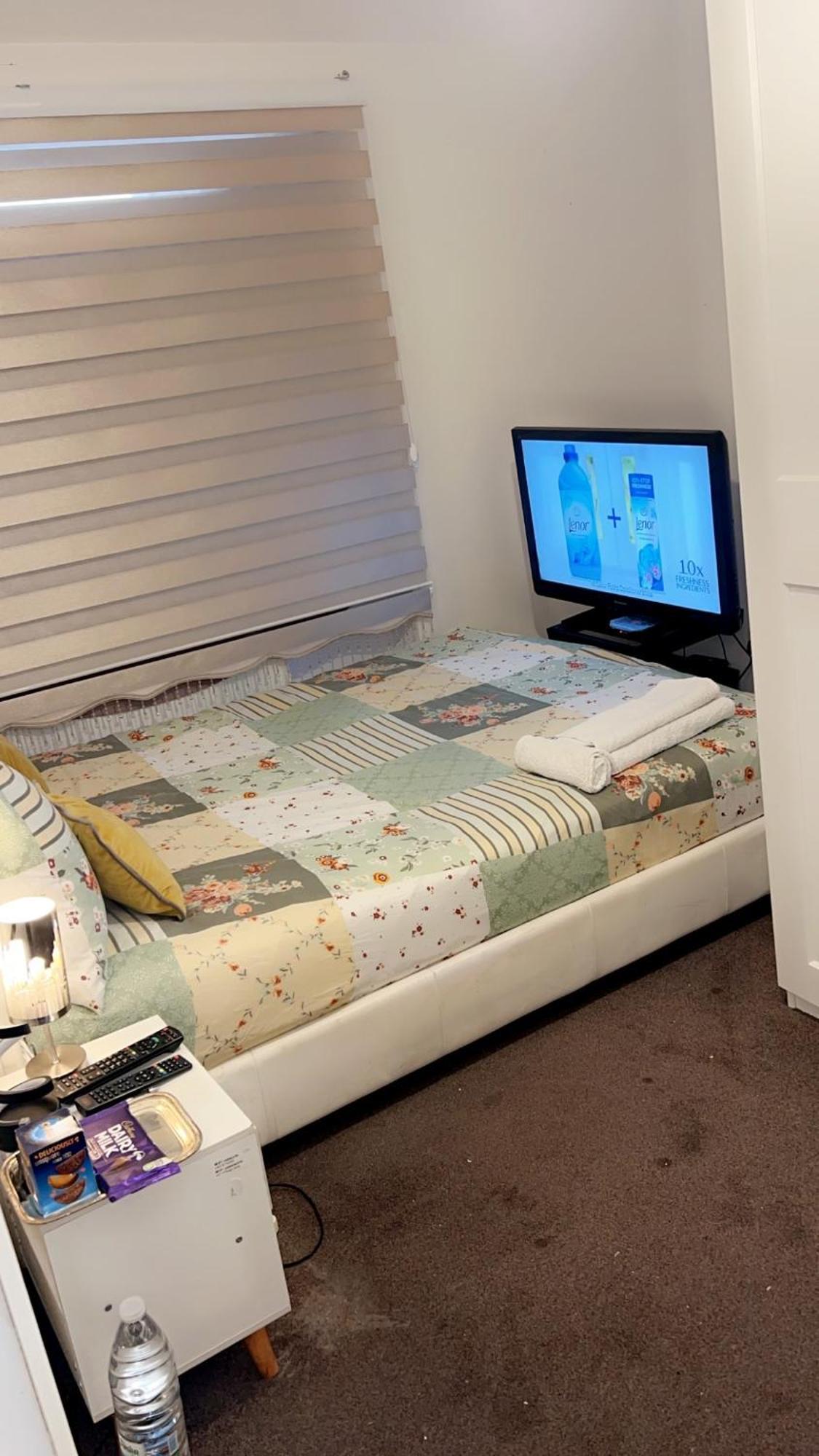 Deluxe Garden Apartment Лондон Екстериор снимка