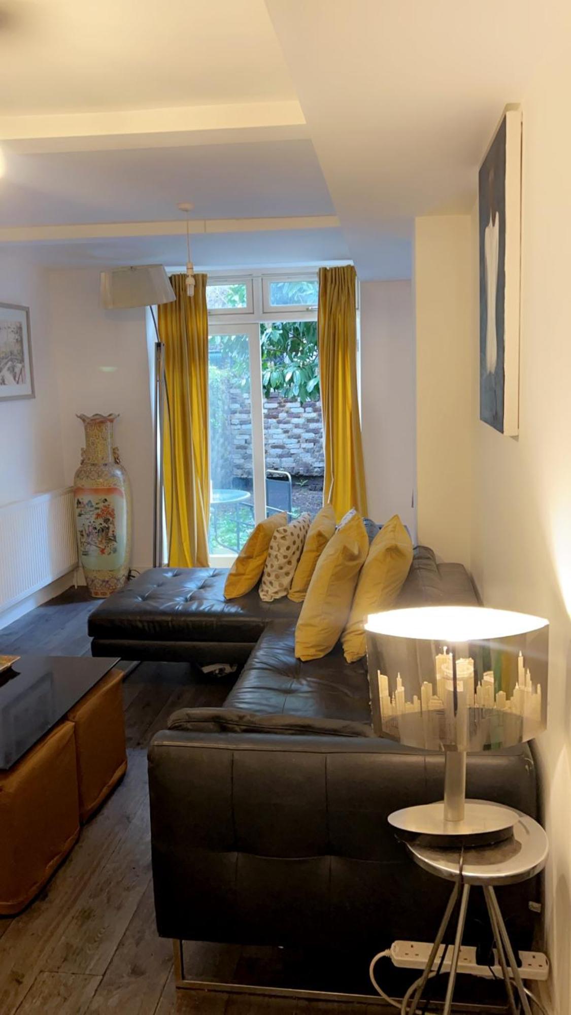 Deluxe Garden Apartment Лондон Екстериор снимка
